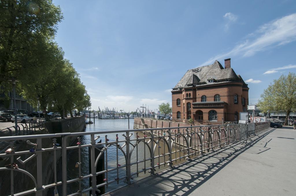 Appartements In Der Historischen Deichstrasse Contactless Check In Hamburg Zewnętrze zdjęcie